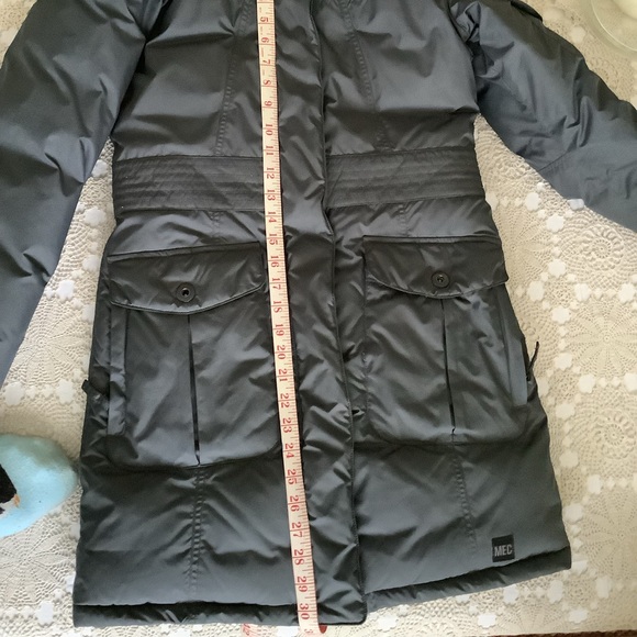 MEC | Women’s down parka - Picture 7 of 9